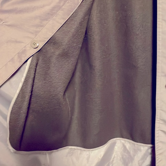 Gallery Petite hooded rain coat with detachable lining Small - Picture 3 of 6